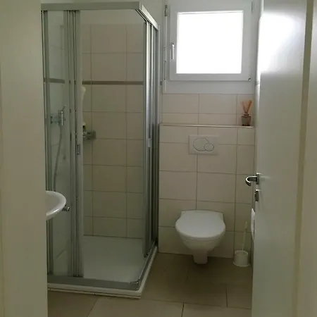 Charming Near Rotsee Kitchen/wifi/wasching Machine Apartment *